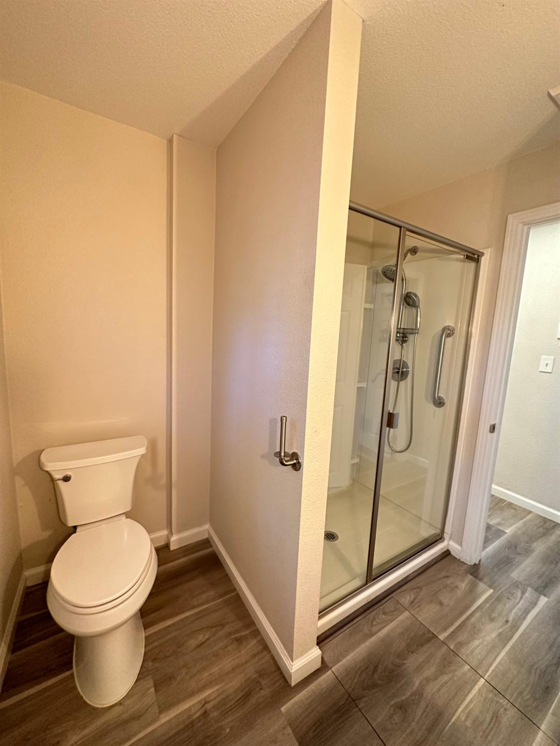Detail Gallery Image 21 of 56 For 1738 S Drake Ave, Stockton,  CA 95215 - 4 Beds | 2 Baths