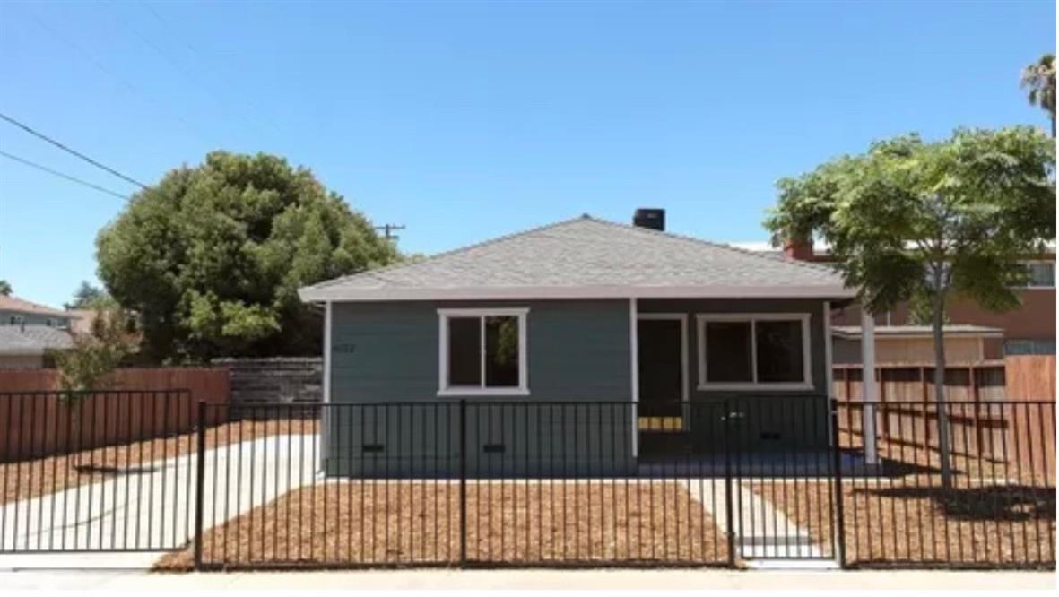 Photo of 6212 39th St in Sacramento, CA