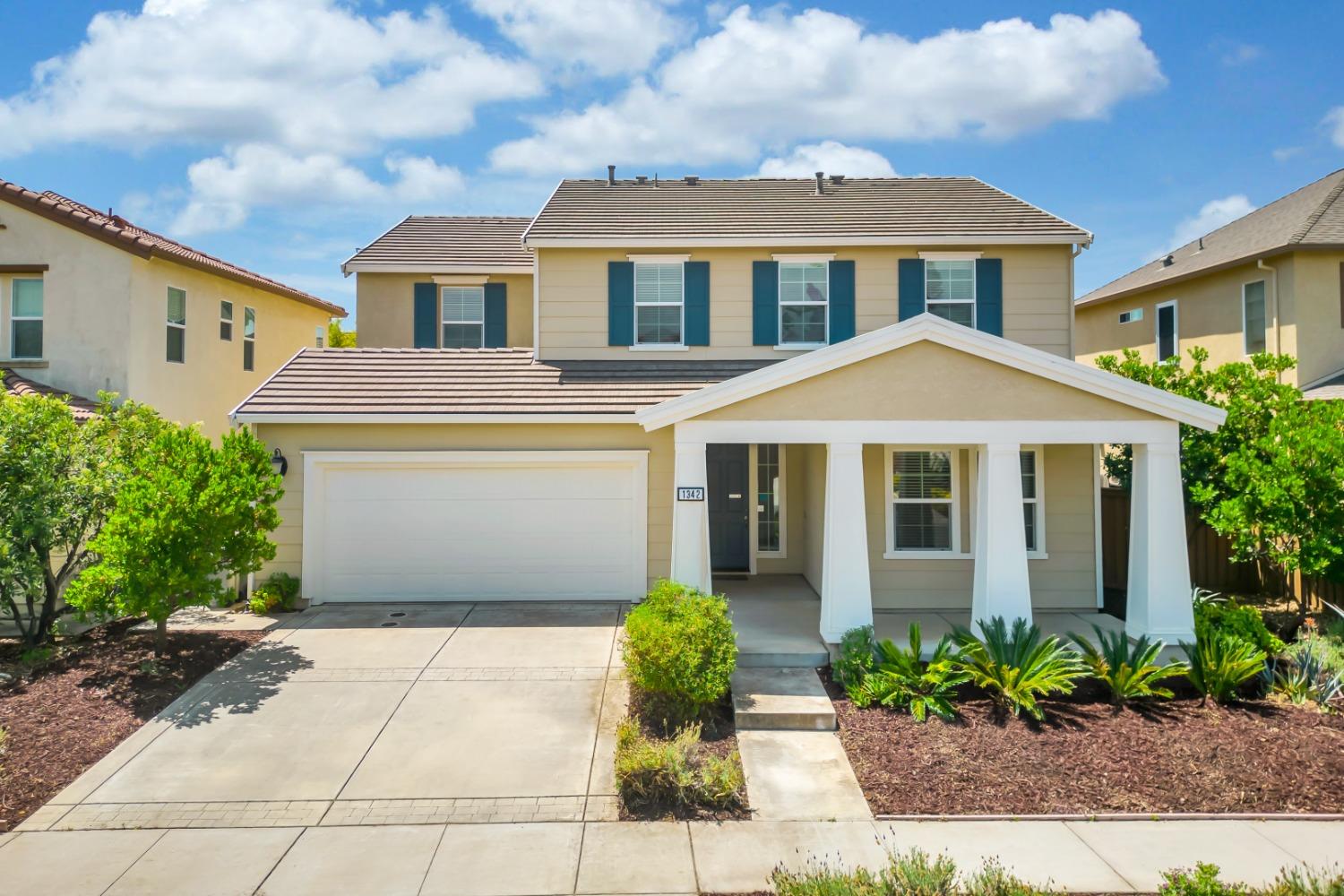 Photo of 1342 N Newton Dr in Woodland, CA