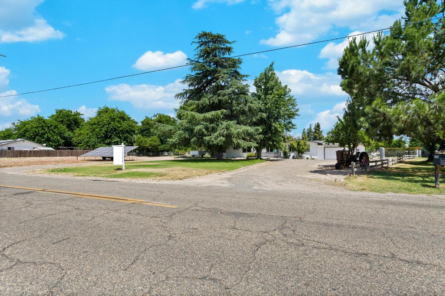 Mulberry Avenue, Atwater, California image 5