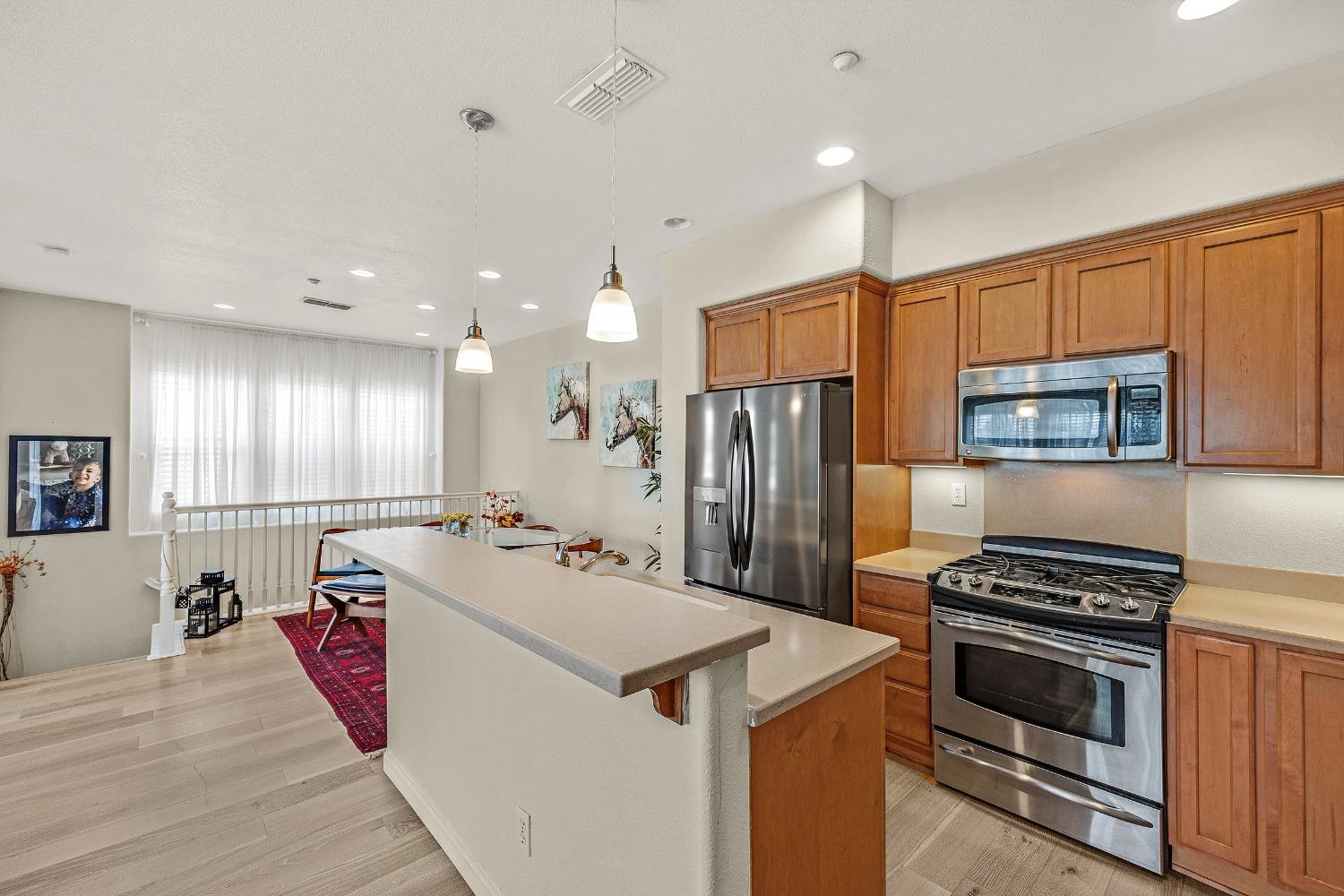 Detail Gallery Image 1 of 23 For 74 S Rio Rapido Dr, Mountain House,  CA 95391 - 2 Beds | 2 Baths