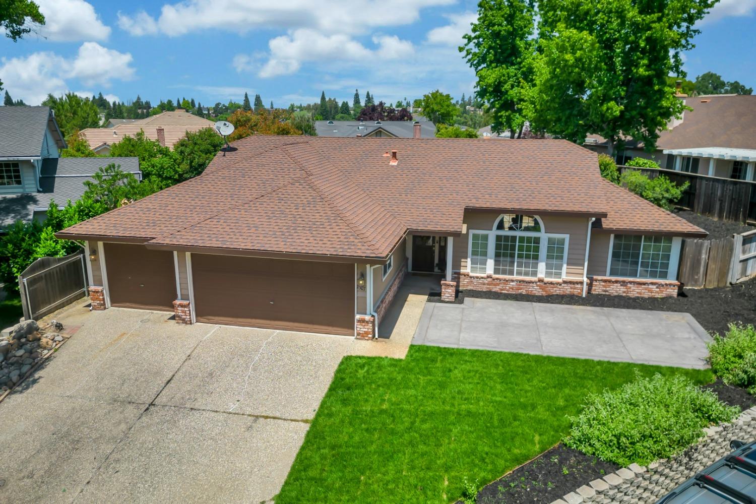 Photo of 2307 Putter Ct in Rocklin, CA