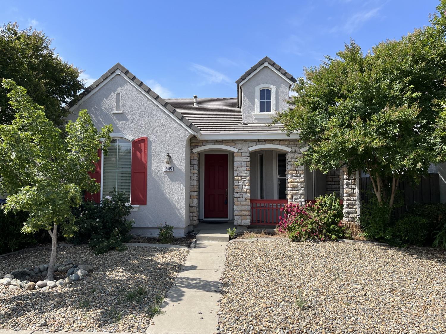 Photo of 1905 Dawnelle Wy in Sacramento, CA
