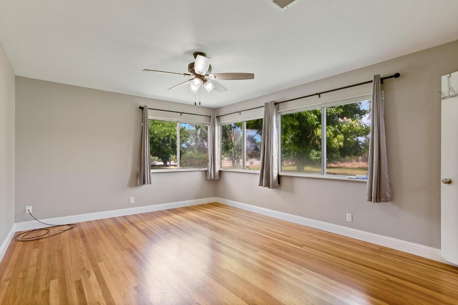 Mulberry Avenue, Atwater, California image 16