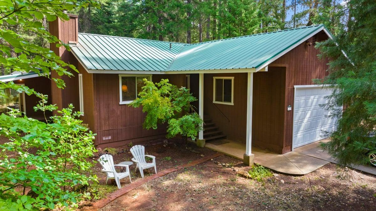 Photo of 14030 Gladstone Trl in Camptonville, CA