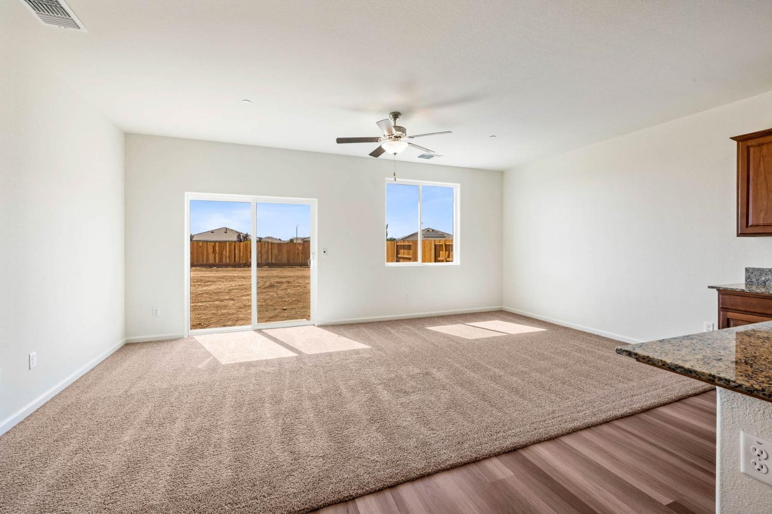 Detail Gallery Image 2 of 12 For 10472 Santana Ln, Stockton,  CA 95212 - 3 Beds | 2 Baths