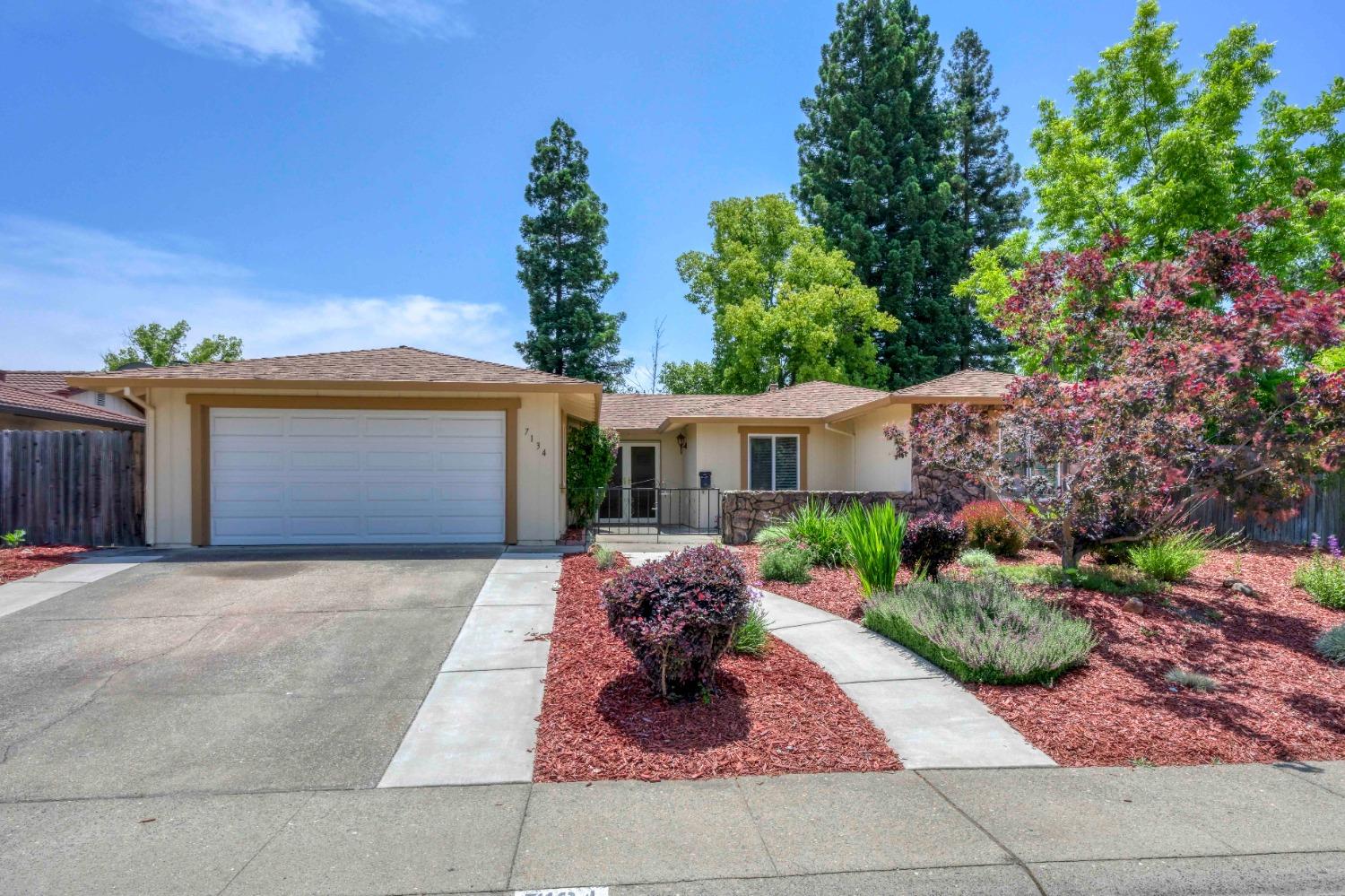 Photo of 7134 Brayton Ave in Citrus Heights, CA