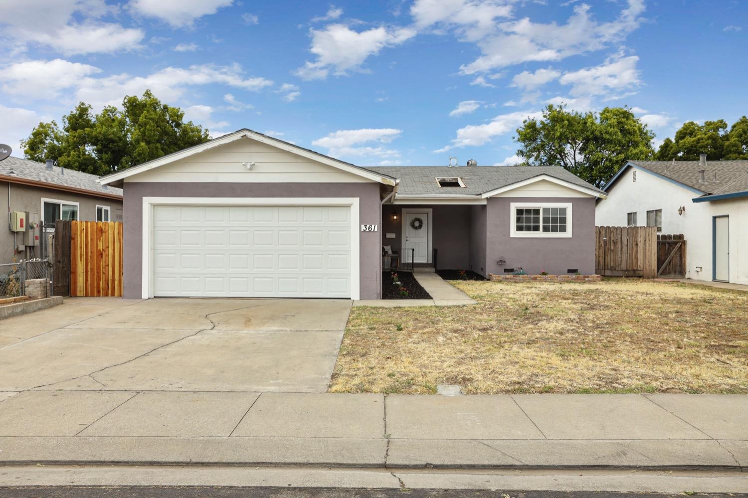 Detail Gallery Image 1 of 41 For 361 Marty Dr, Manteca,  CA 95336 - 3 Beds | 2 Baths
