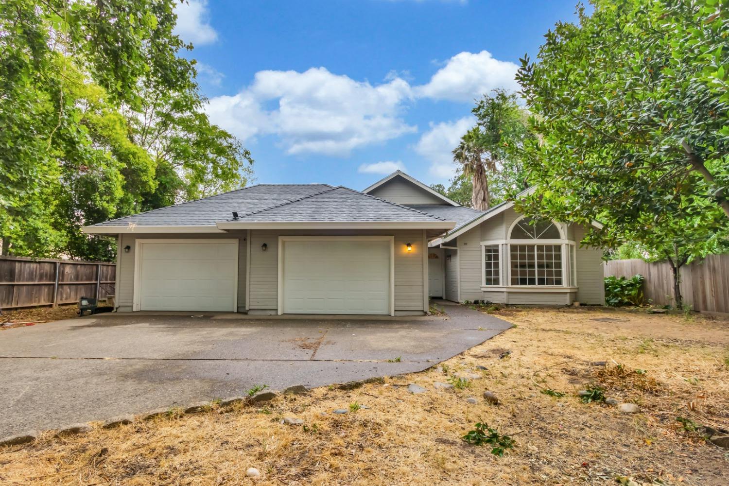 Photo of 7548 Sycamore Dr in Citrus Heights, CA