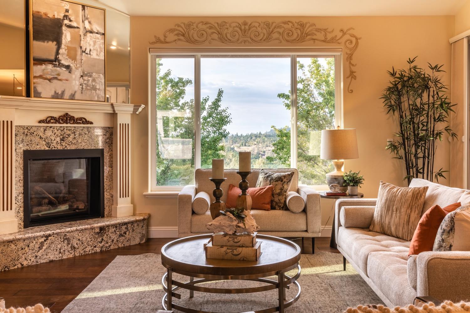 Photo of 12421 Morning Mist Ln in Auburn, CA
