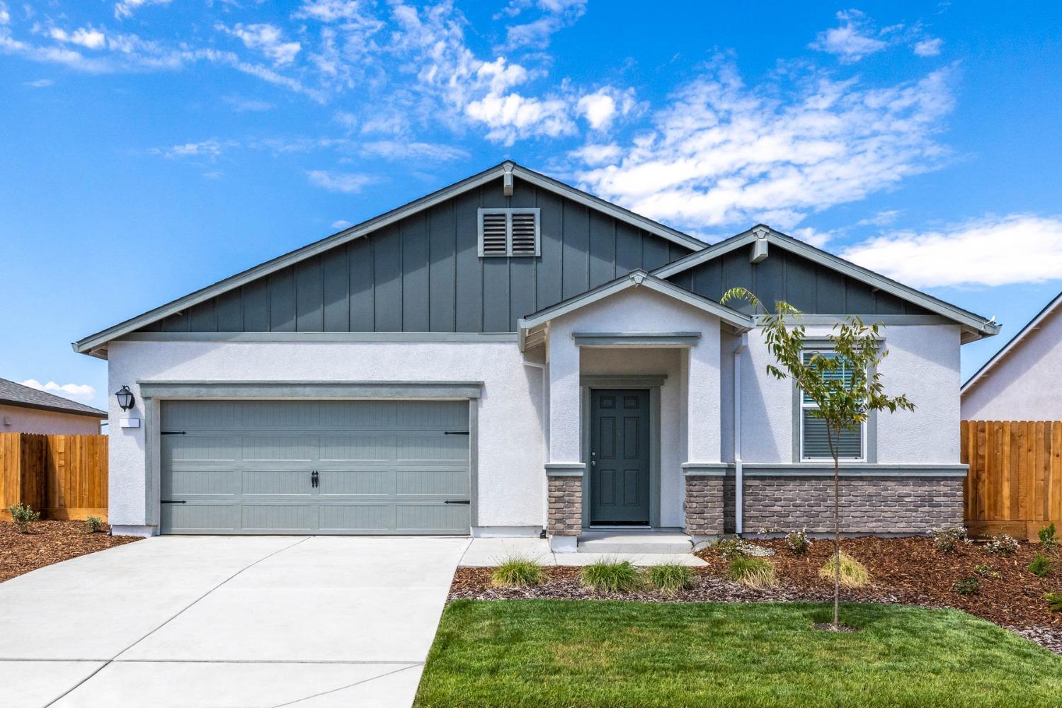 Detail Gallery Image 1 of 12 For 10472 Santana Ln, Stockton,  CA 95212 - 3 Beds | 2 Baths