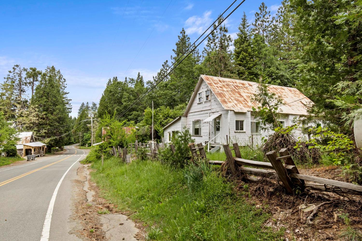 Quincy La Porte Road, Strawberry Valley, California image 25