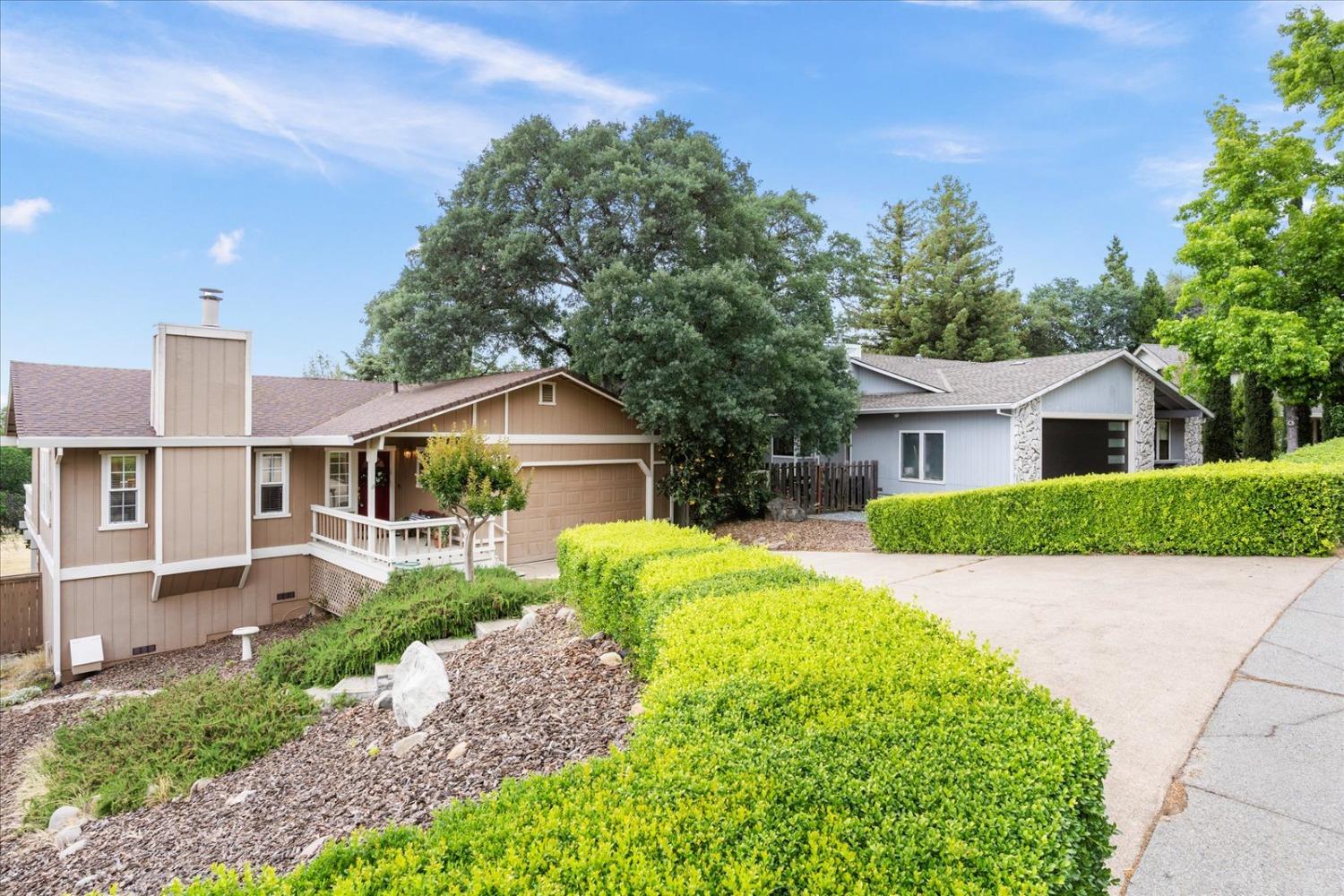 Photo of 420 Perkins Wy in Auburn, CA