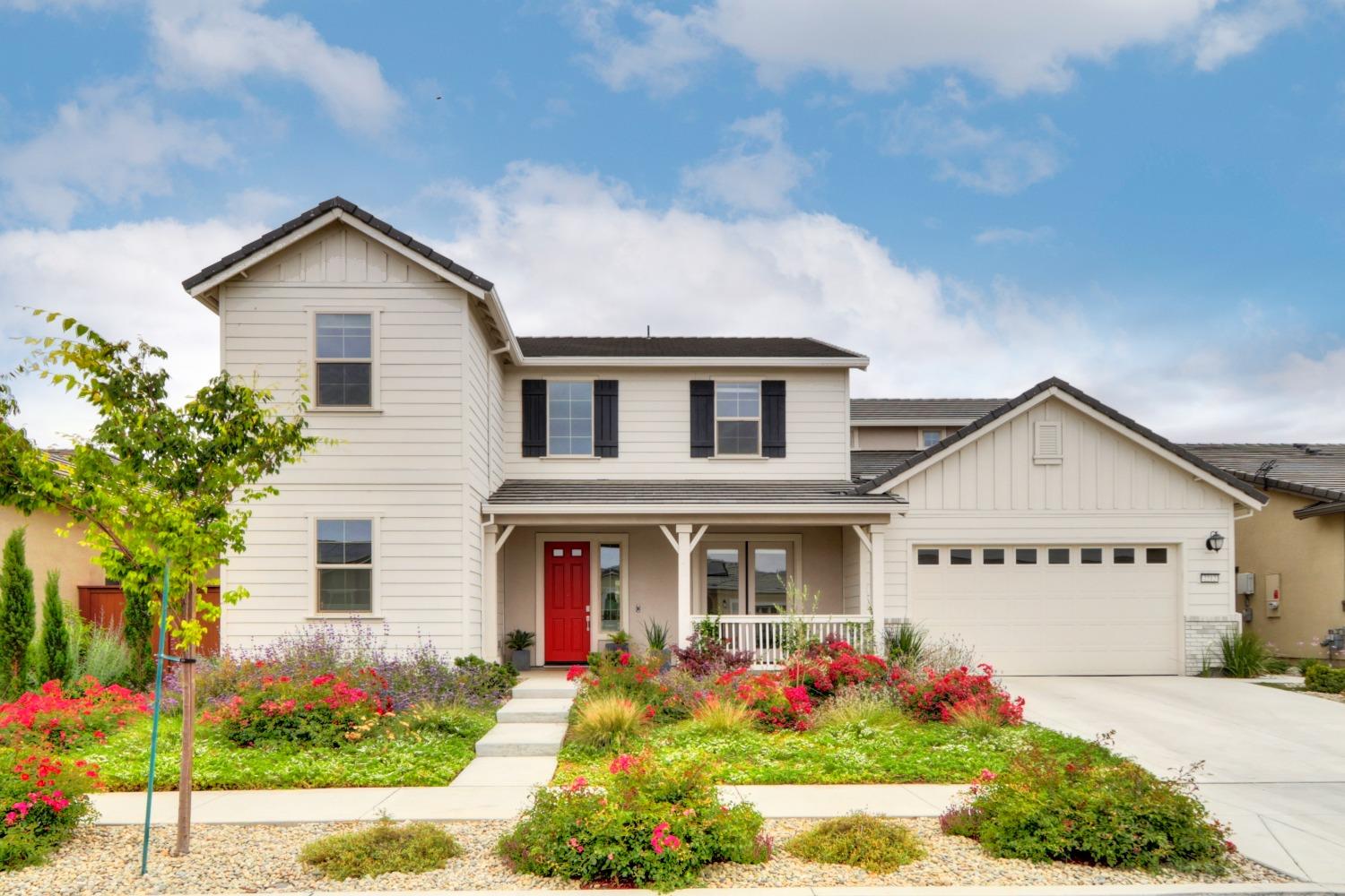 Photo of 2212 Murphey Dr in Woodland, CA