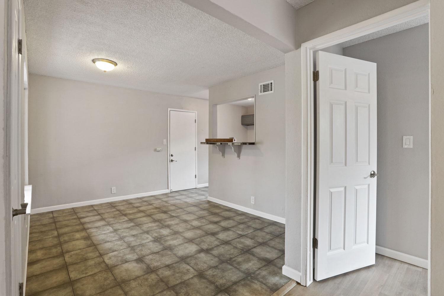 Detail Gallery Image 27 of 41 For 361 Marty Dr, Manteca,  CA 95336 - 3 Beds | 2 Baths