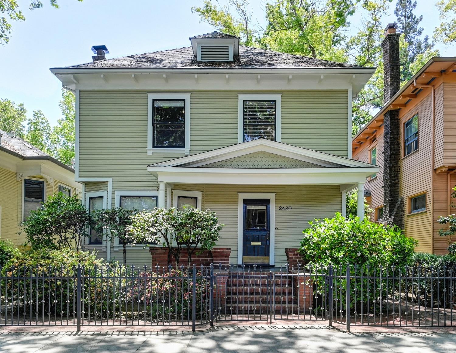 Photo of 2420 H St in Sacramento, CA