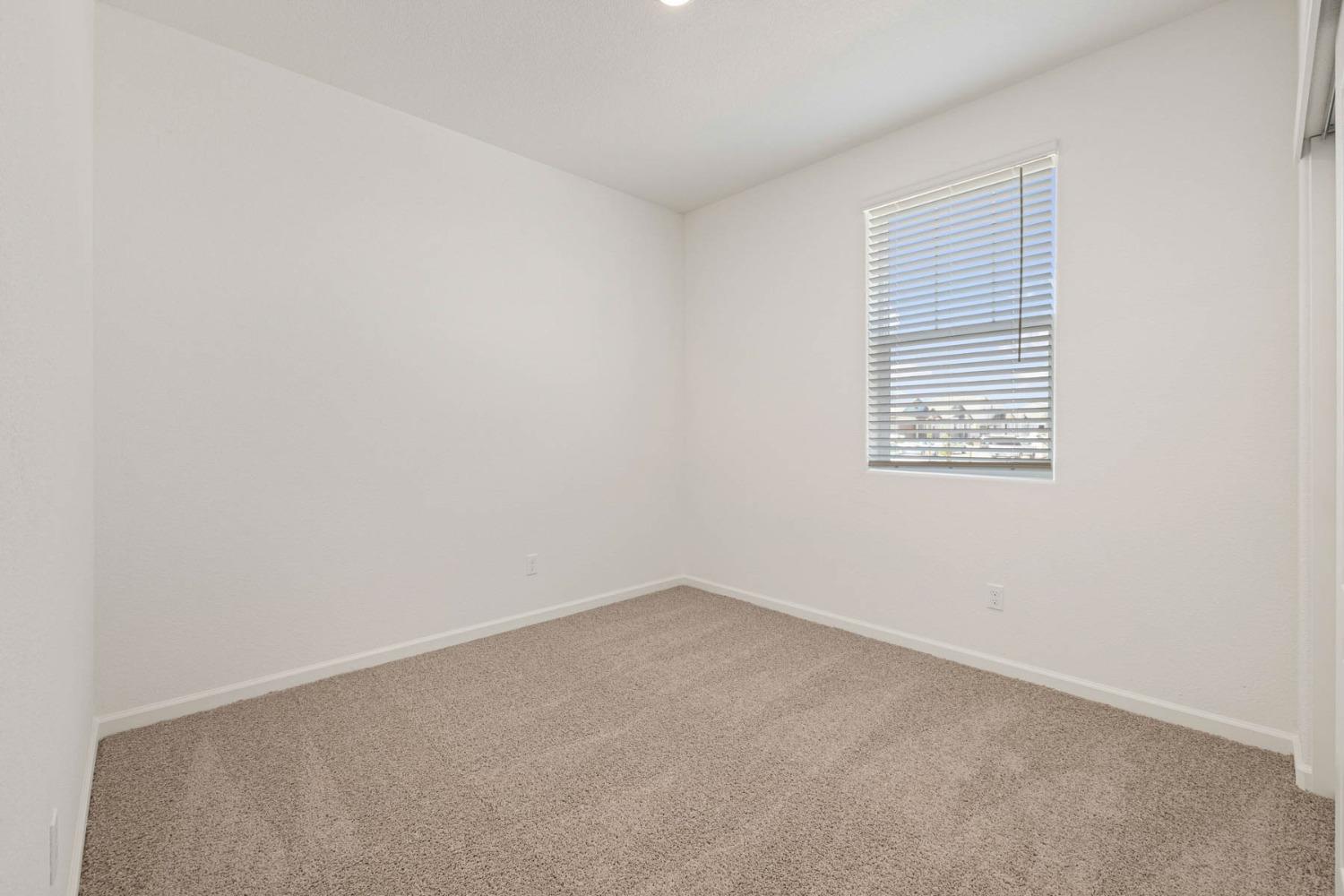 Detail Gallery Image 11 of 13 For 10501 Santana Ln, Stockton,  CA 95212 - 3 Beds | 2 Baths