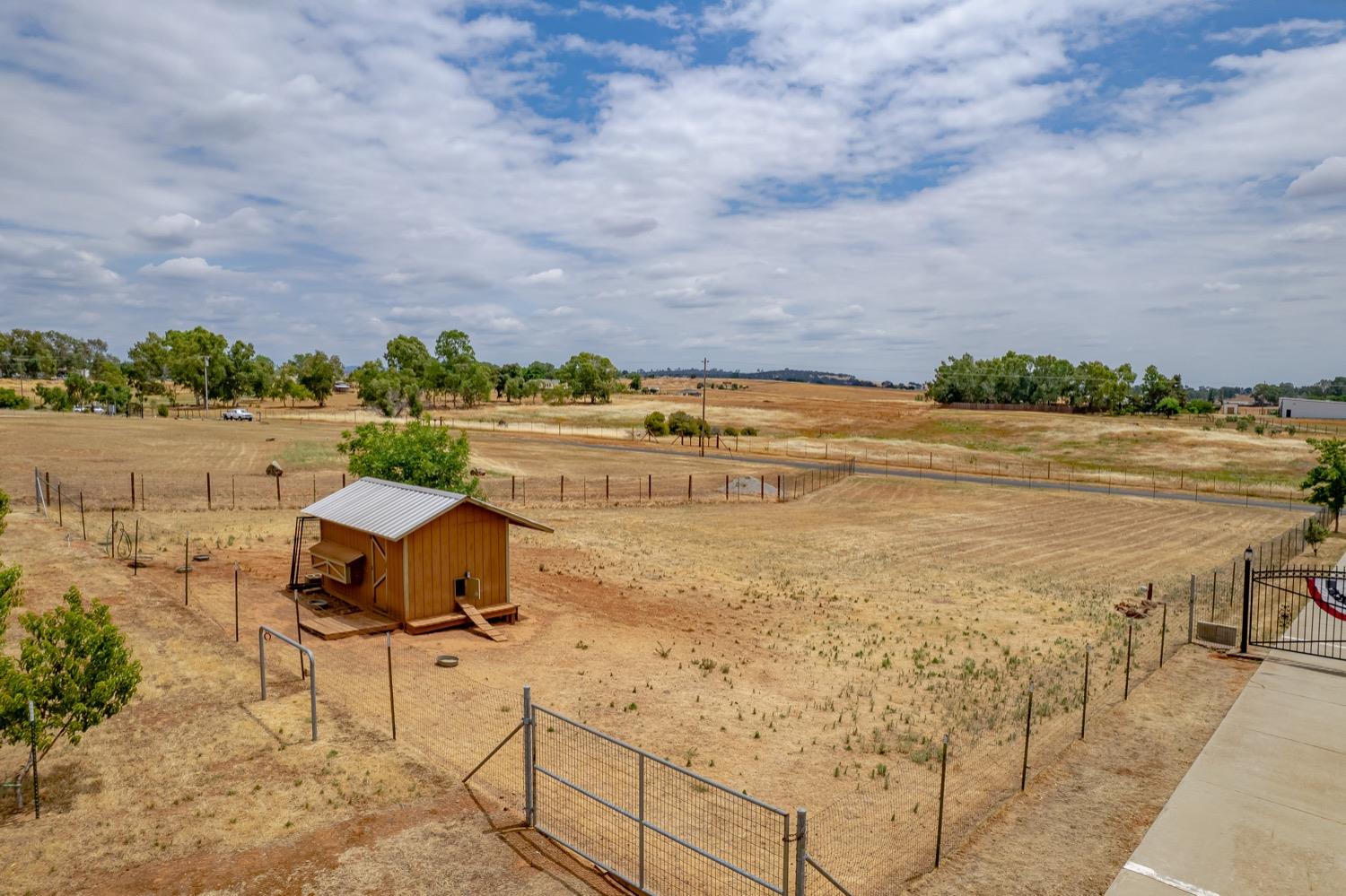 Nisenan Lane, Wheatland, California image 46