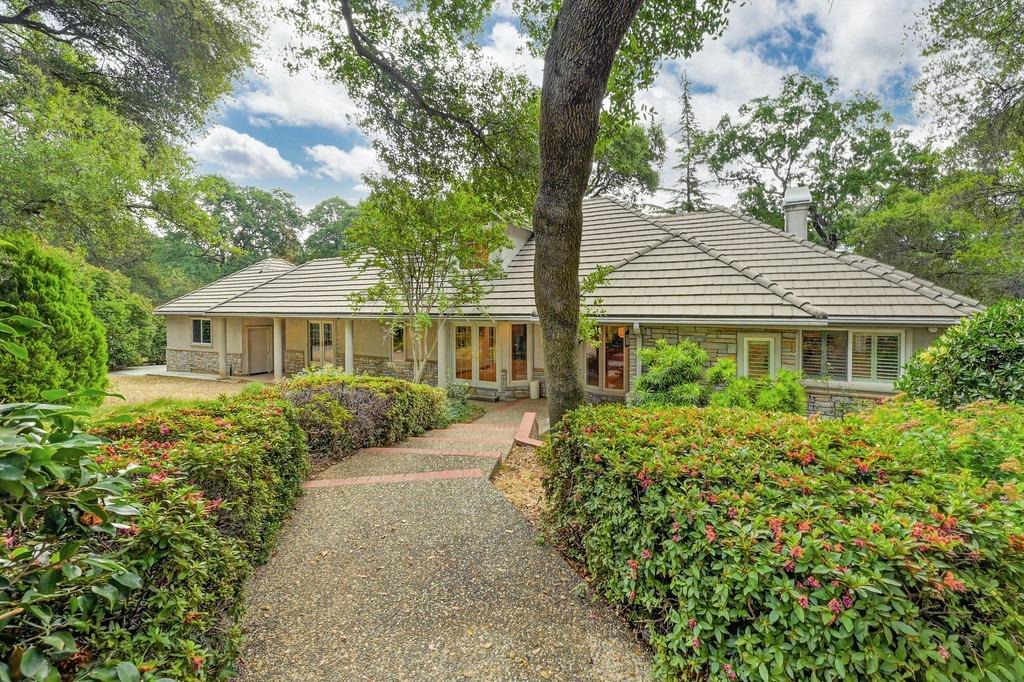 Photo of 5676 Val Verde Rd in Loomis, CA