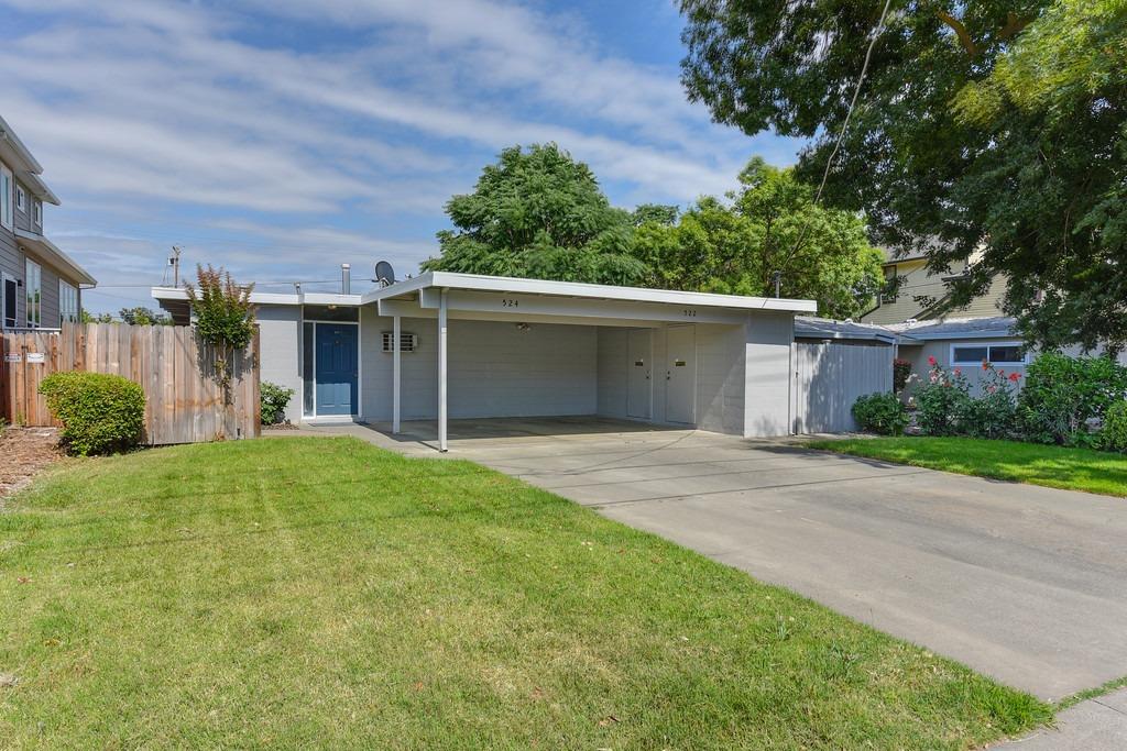 Photo of 522-524 J St in Davis, CA