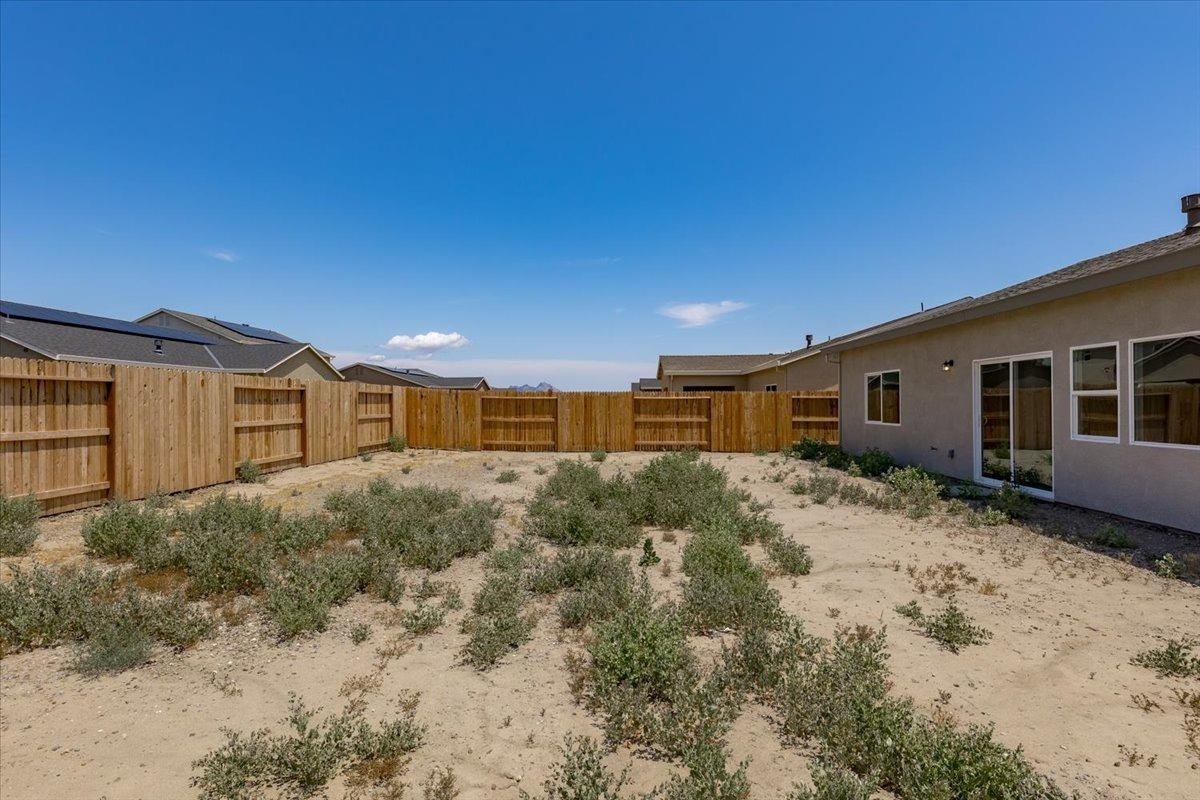 Detail Gallery Image 4 of 27 For 330 Piper Ln, Colusa,  CA 95932 - 3 Beds | 2 Baths