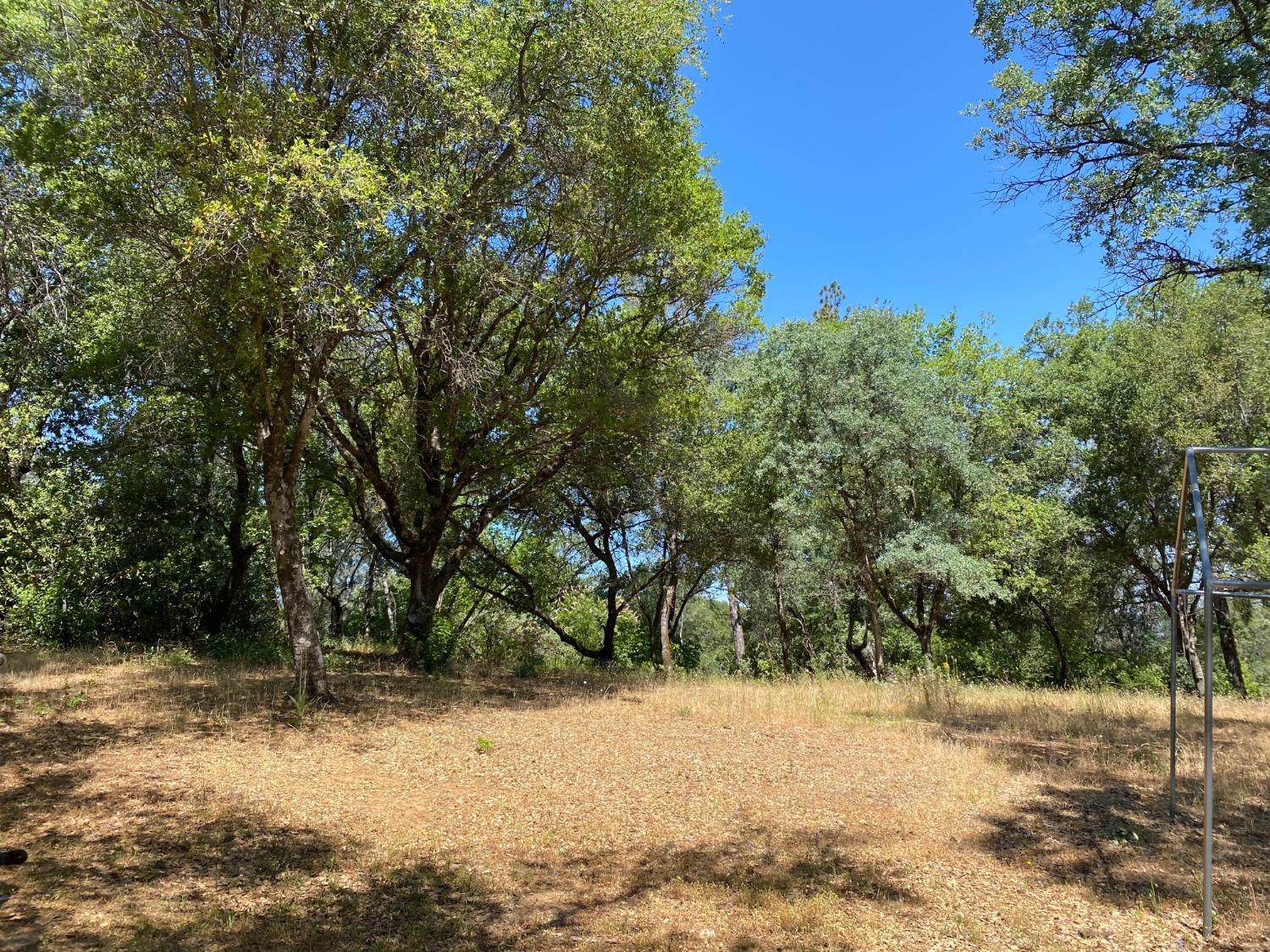 Photo of 621 Bell Rd in Auburn, CA