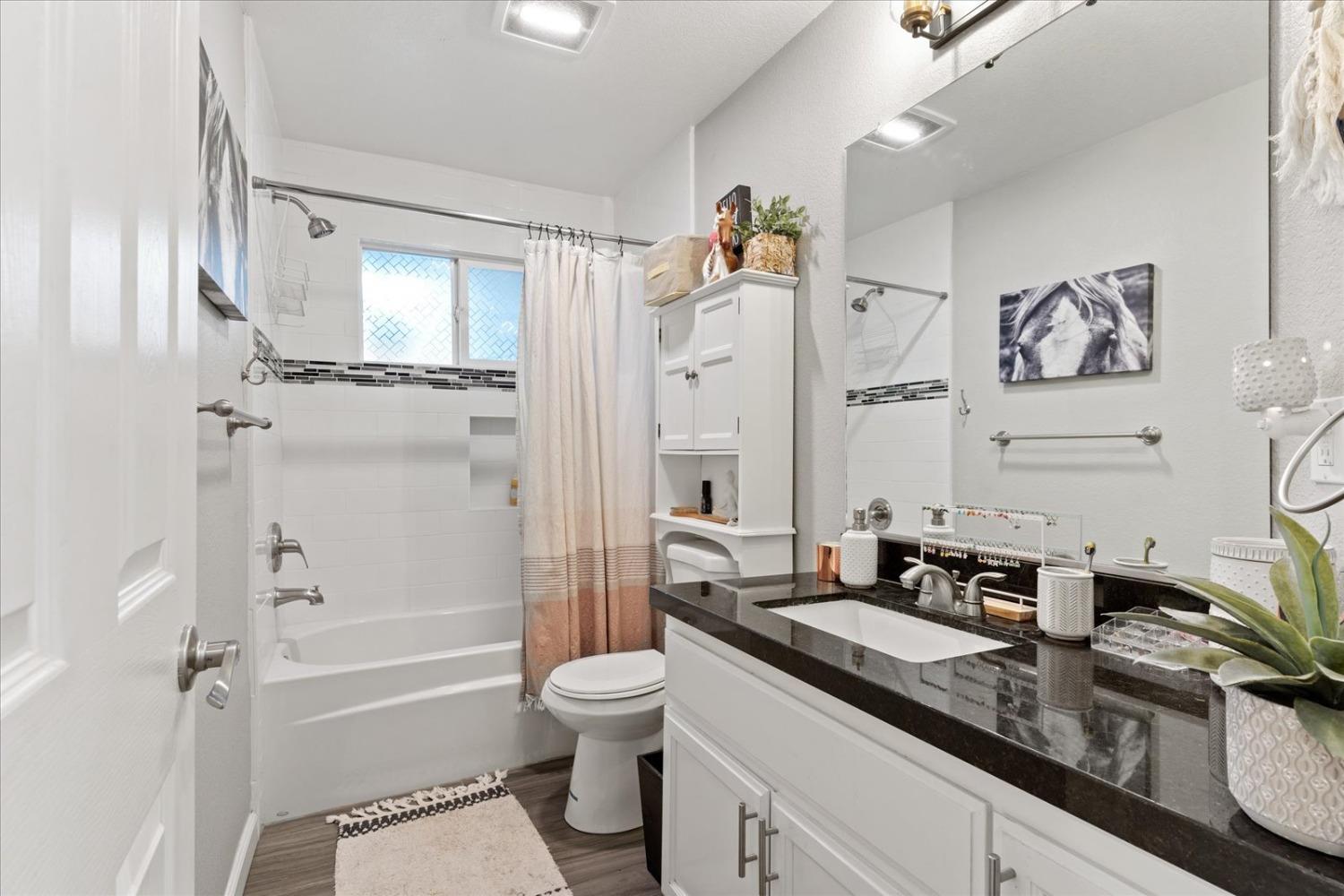 Detail Gallery Image 23 of 61 For 10116 E Eight Mile Rd, Stockton,  CA 95212 - 3 Beds | 2 Baths