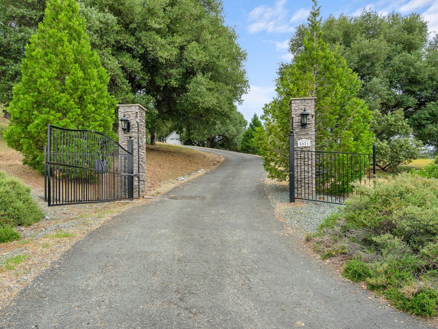 Photo of 5021 D Agostini in Somerset, CA