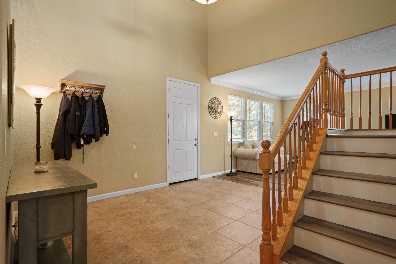 Detail Gallery Image 11 of 38 For 11001 Essey Cir, Mather,  CA 95655 - 4 Beds | 4 Baths