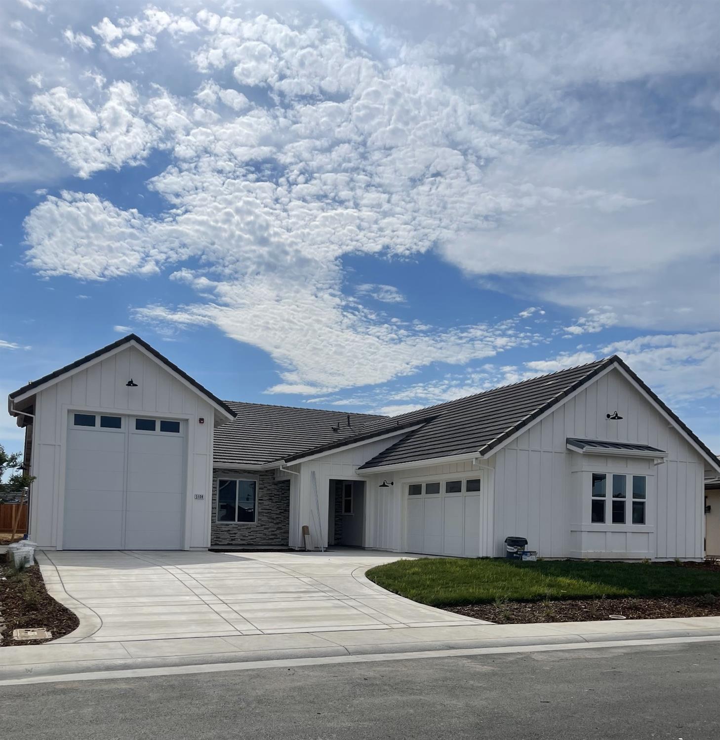 Photo of 5108 Turnberry Dr in Lincoln, CA