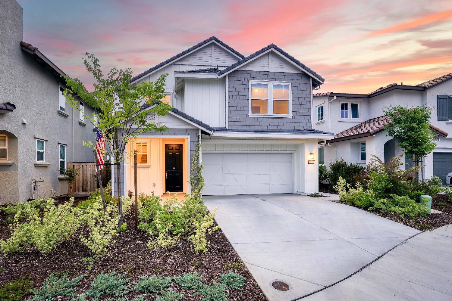 Detail Gallery Image 1 of 1 For 4355 White Fir Loop, Rocklin,  CA 95677 - 4 Beds | 2/1 Baths