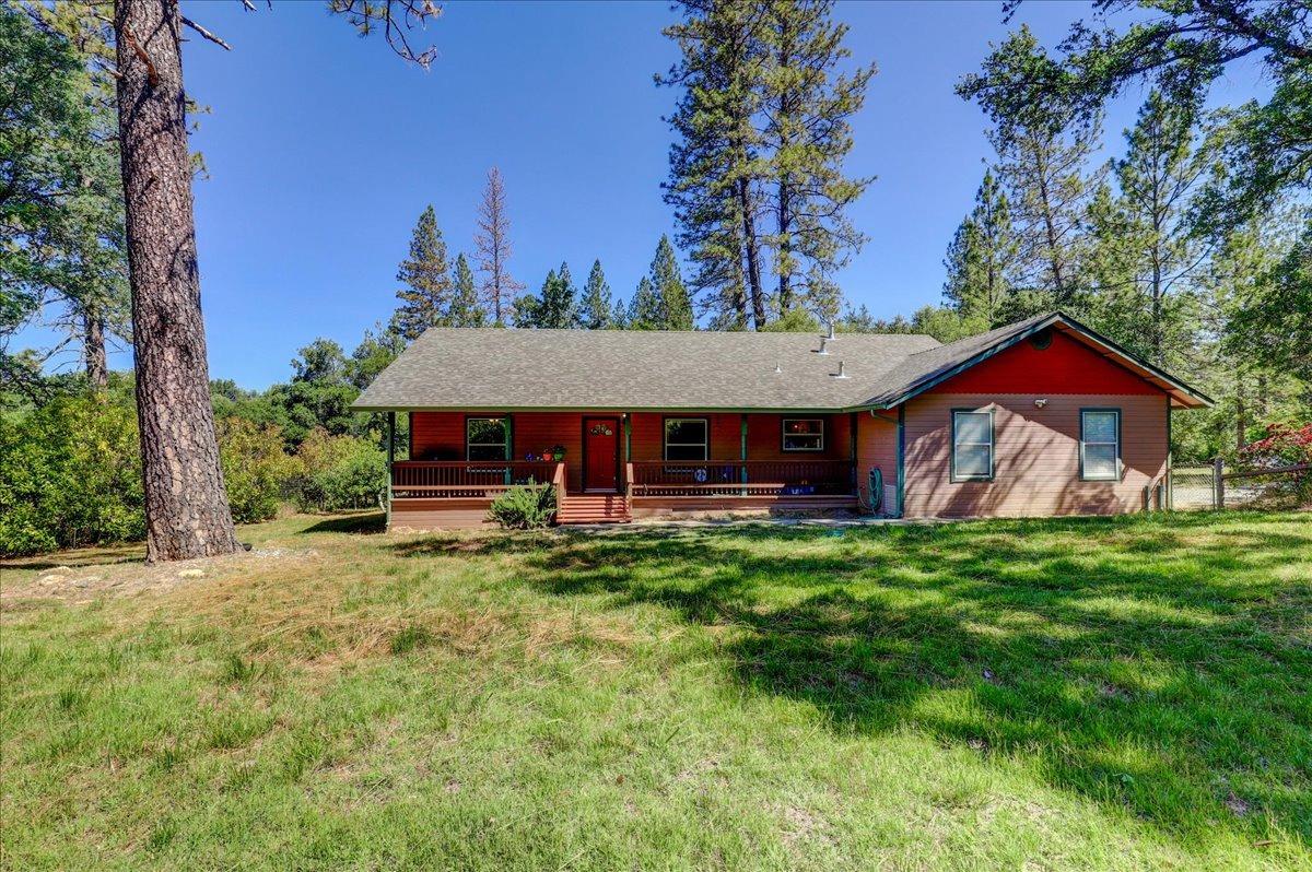 Photo of 10301 Maidu Trl in Dobbins, CA