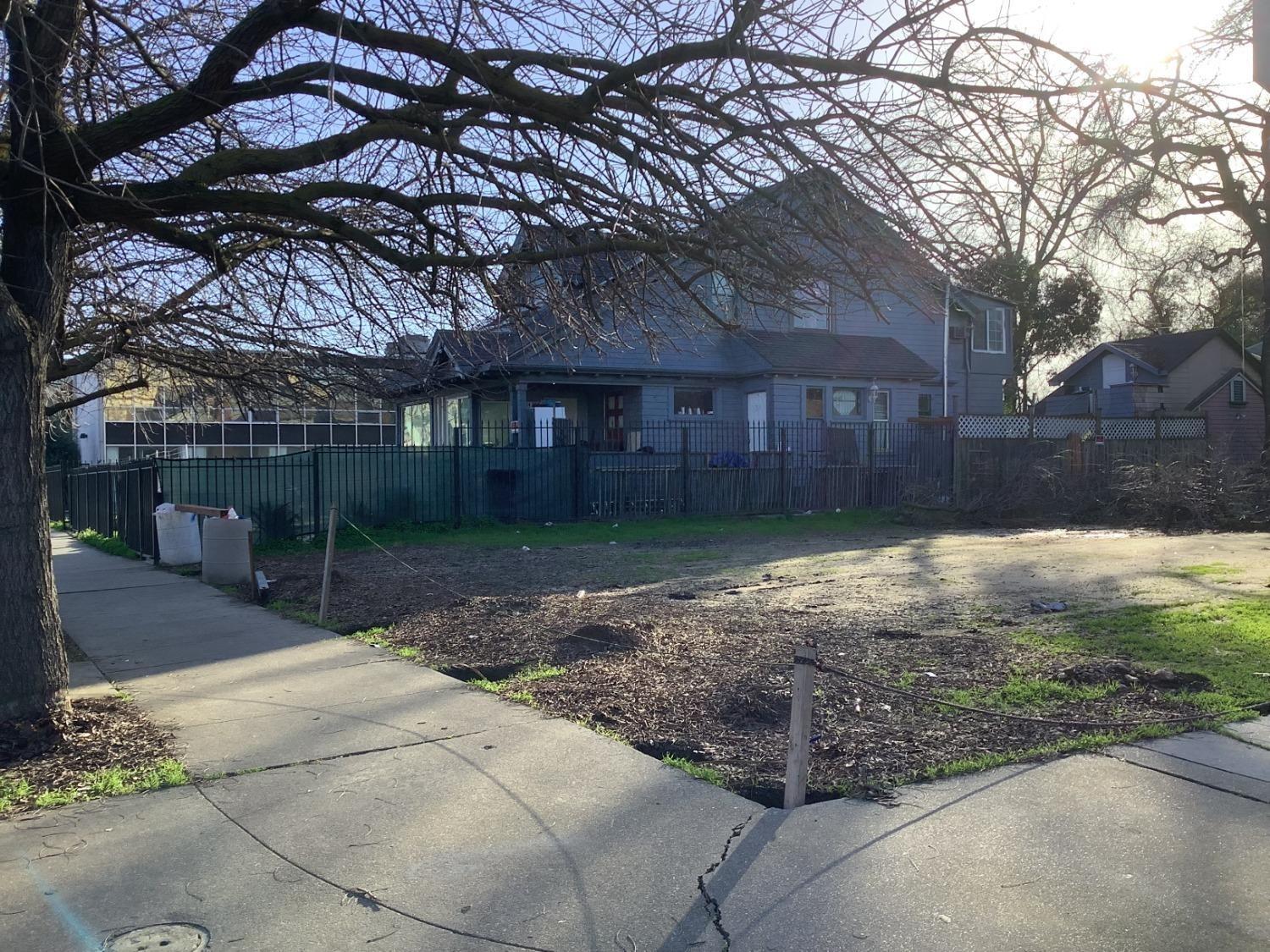 Photo of 747 N Center St in Stockton, CA