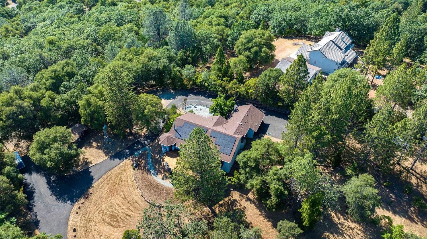 Photo of 14001 Surrey Junction Ln in Sutter Creek, CA