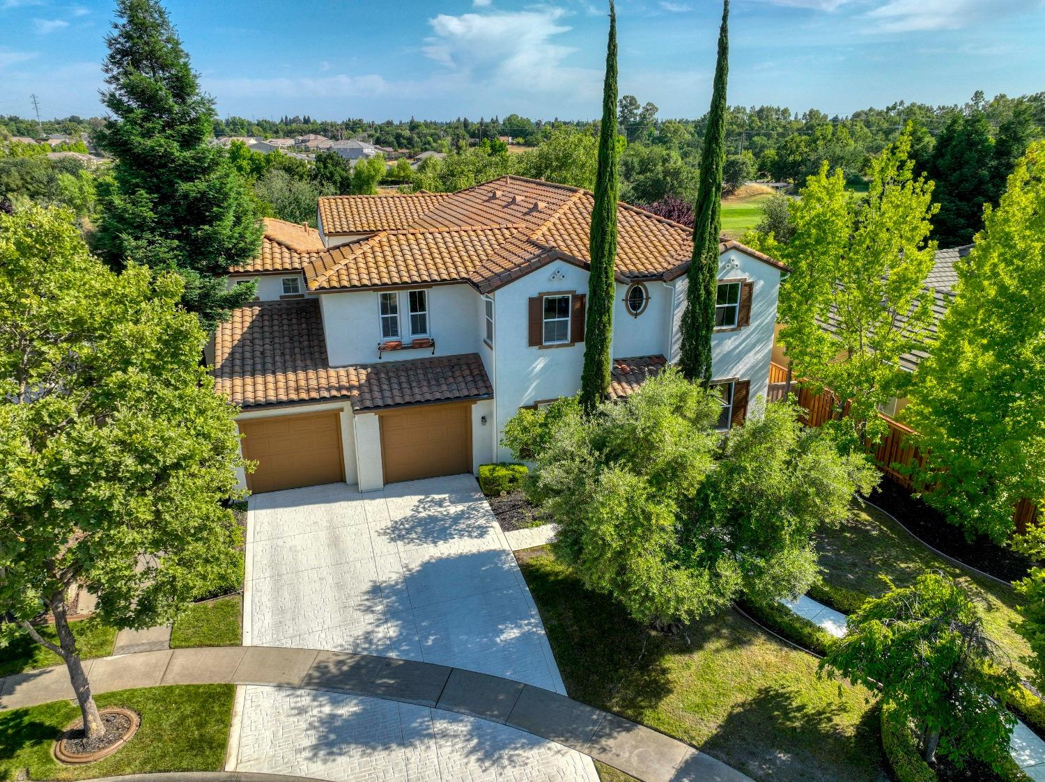 Photo of 9175 Pinehurst Dr in Roseville, CA