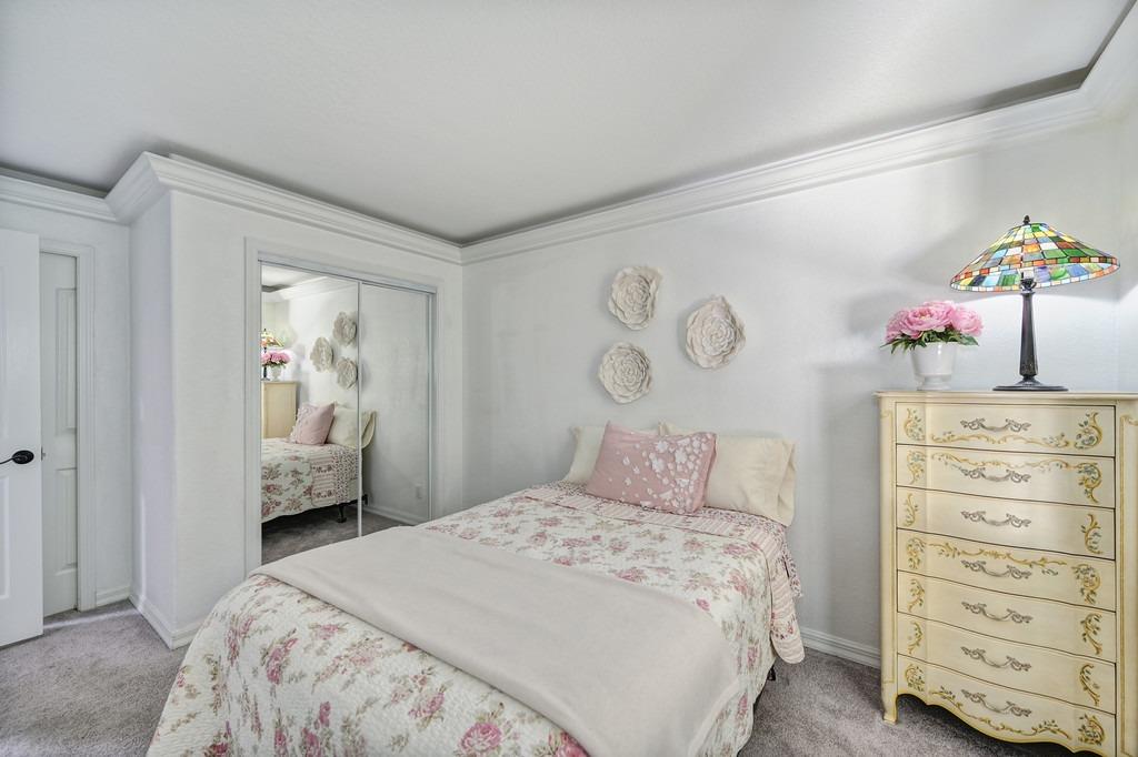 Photo #9: 223057750 Listing 