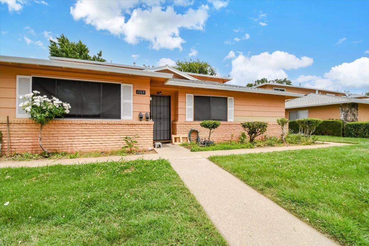 Photo of 1169 Casita Dr #3 in Yuba City, CA
