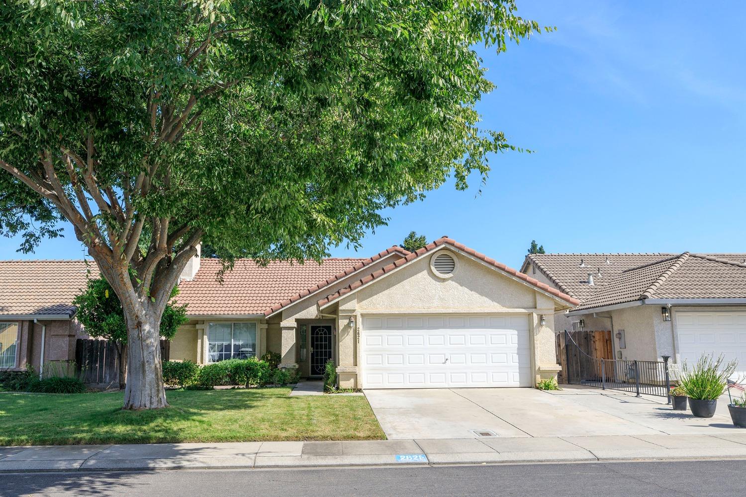 2621 Amadeus Drive, Modesto, CA 95358