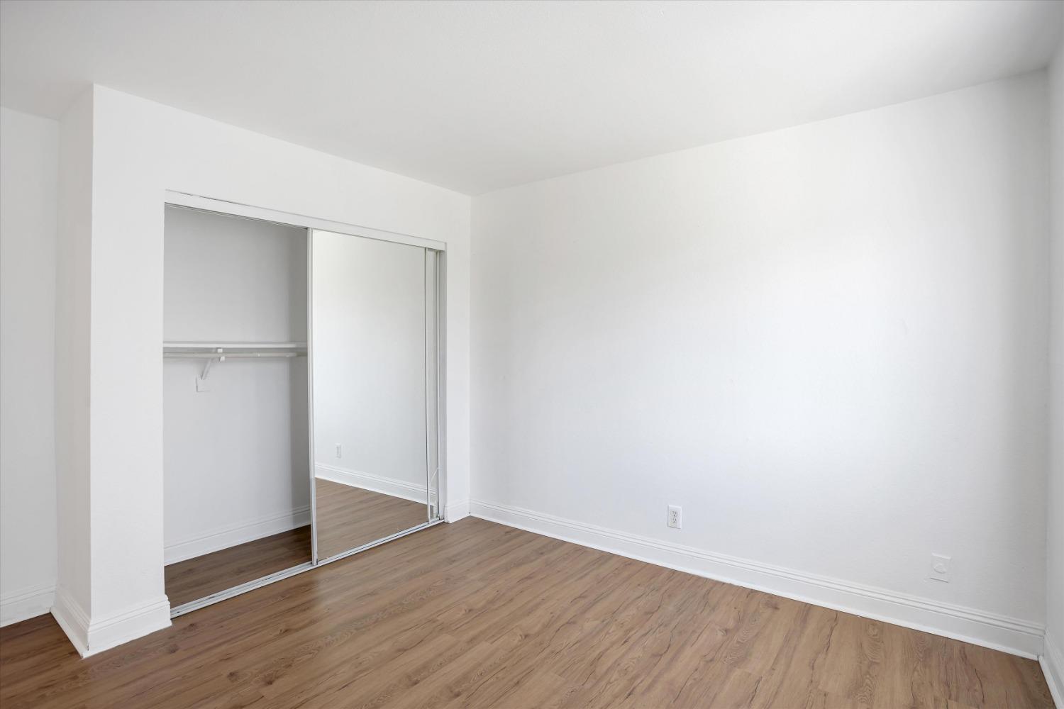 Photo #11: 223060944 Listing 