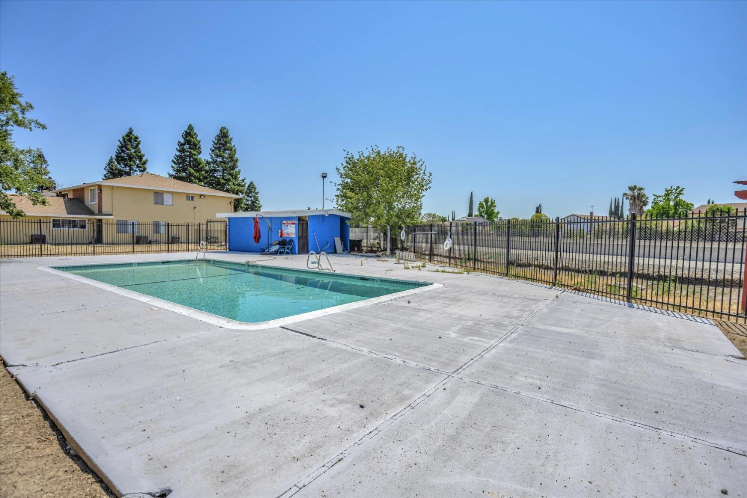 Photo #18: 223060944 Listing: Photo #18