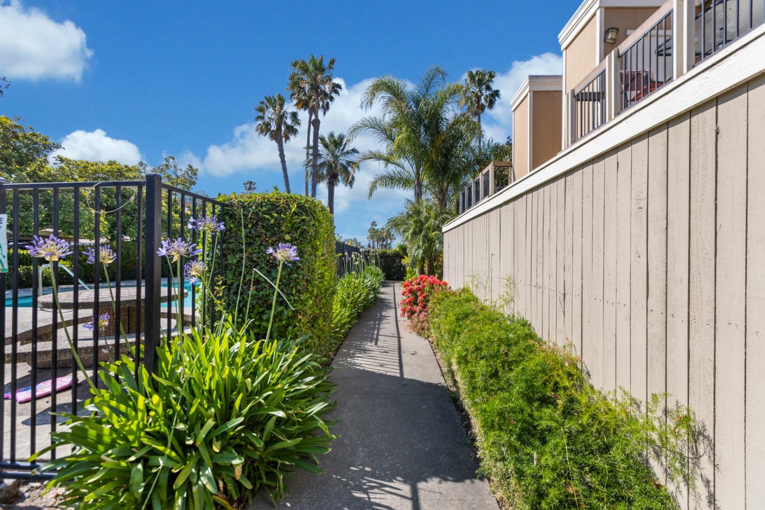 Photo #33: 223060991 Listing: Photo #33