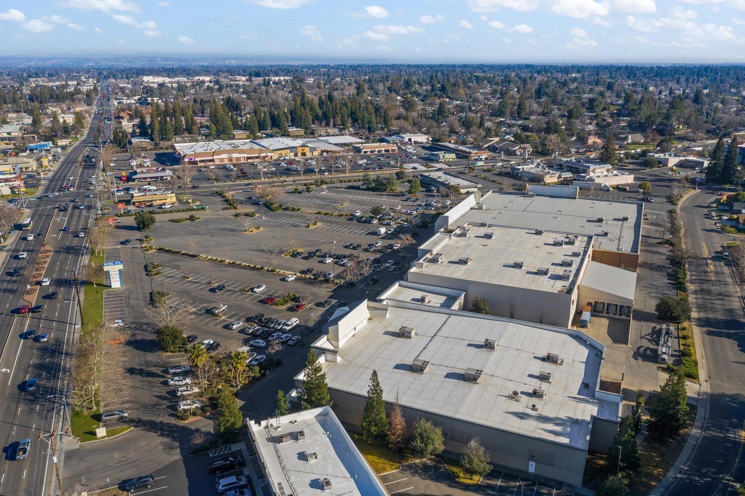 Greenback Lane, Citrus Heights, California image 3