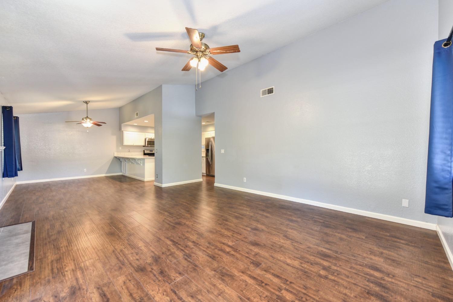 Photo #17: 223061035 Listing: Photo #17