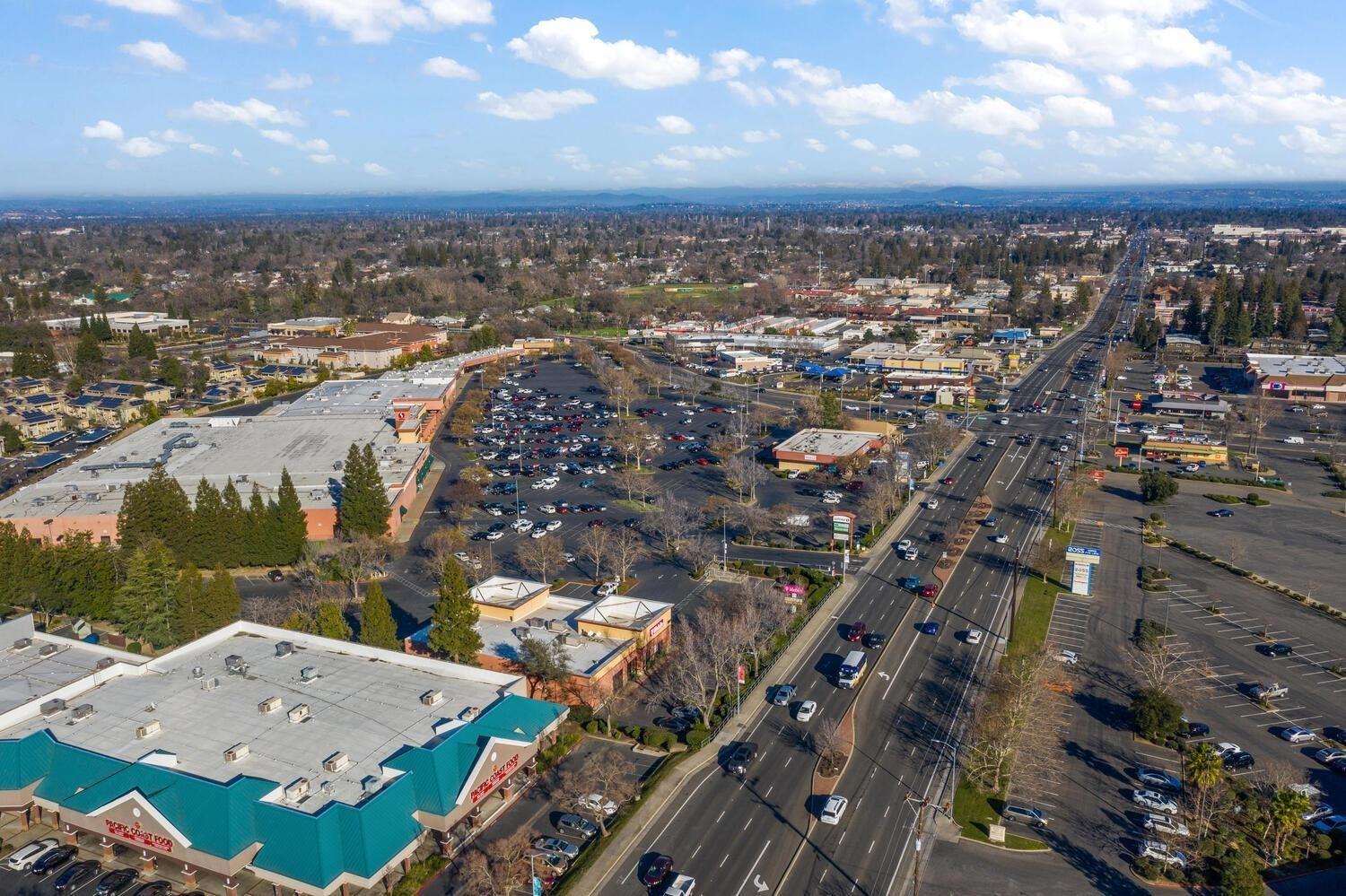 Greenback Lane, Citrus Heights, California image 10