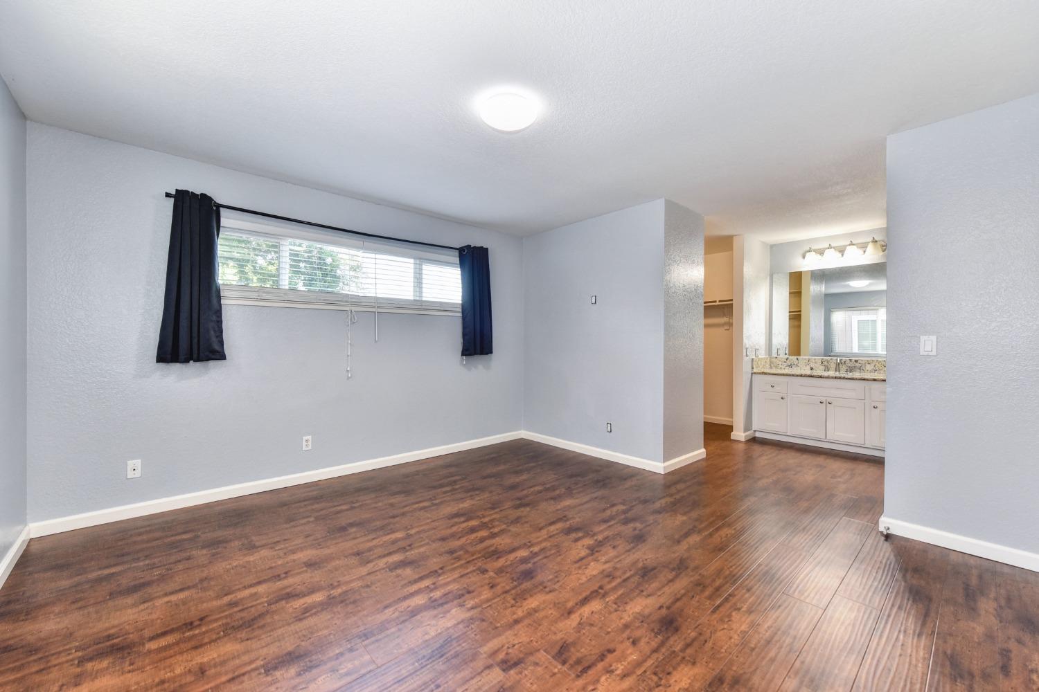 Photo #10: 223061035 Listing 