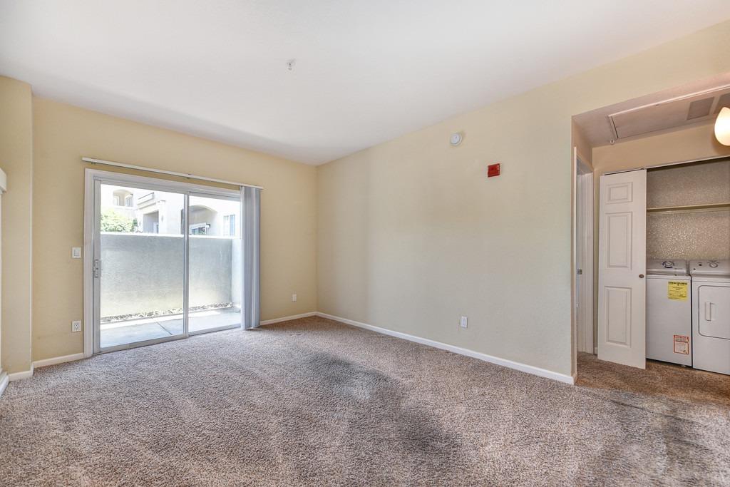 Photo #17: 223061552 Listing: Photo #17