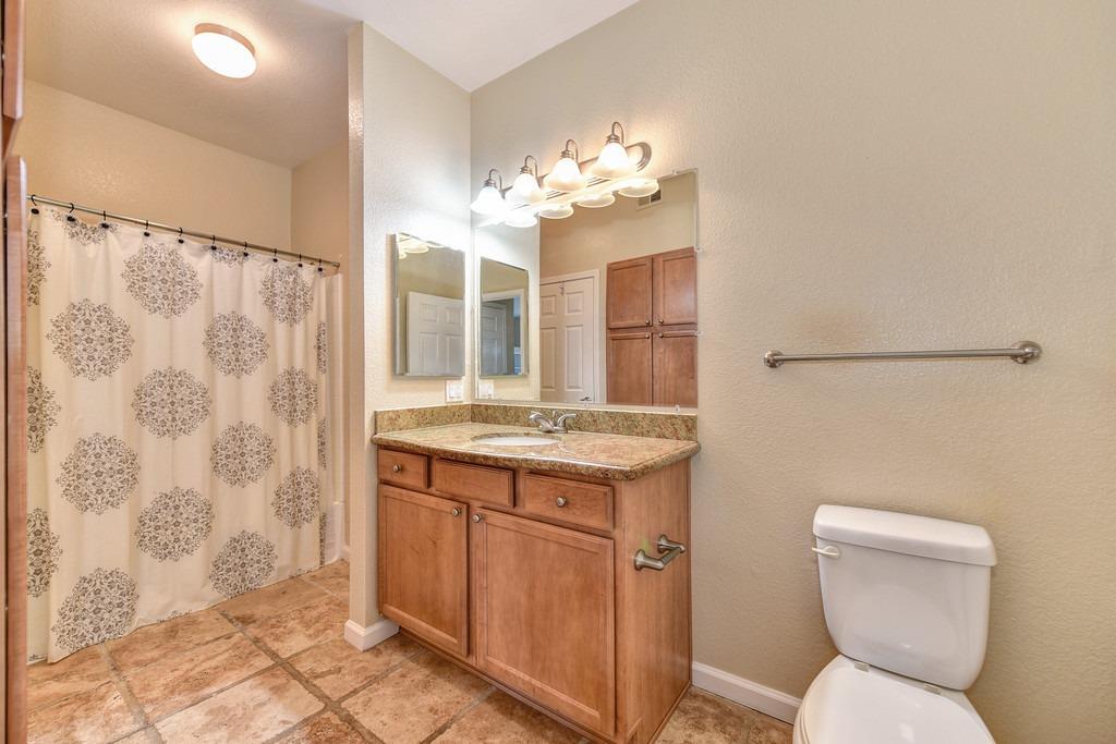 Photo #27: 223061552 Listing: Photo #27