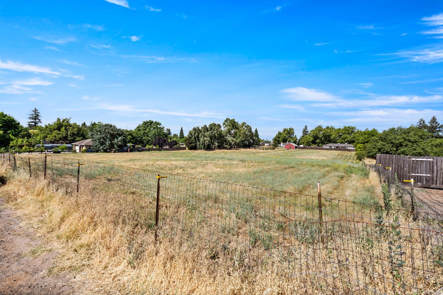 Santa Juanita Avenue, Orangevale, California image 2