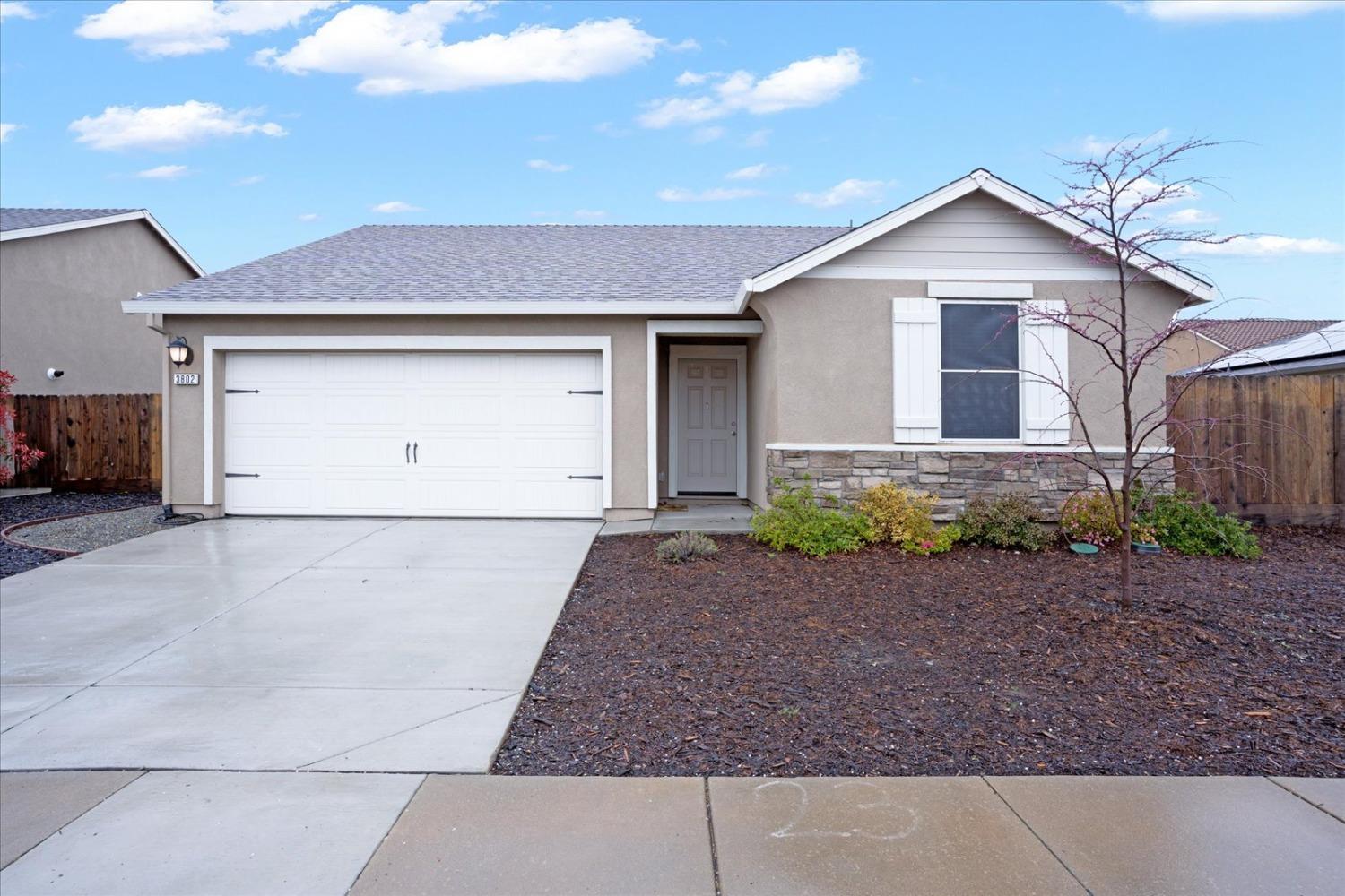 Photo of 3802 Purple Martin Rd in Olivehurst, CA