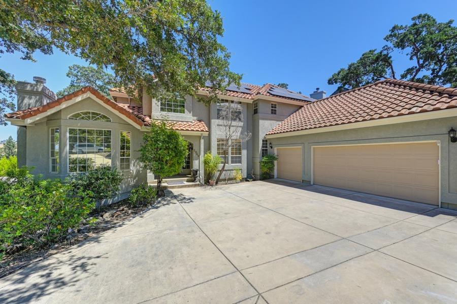Photo of 2049 Moonstone Cir in El Dorado Hills, CA